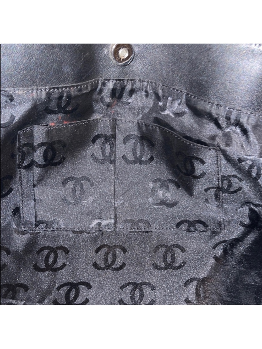 CC Shoulder Travel Bag - Black Quilted with Silver Accents High Quality Fashion - Picture 15 of 16